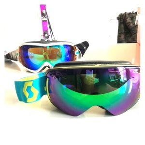 Women’s smith / Scott goggles